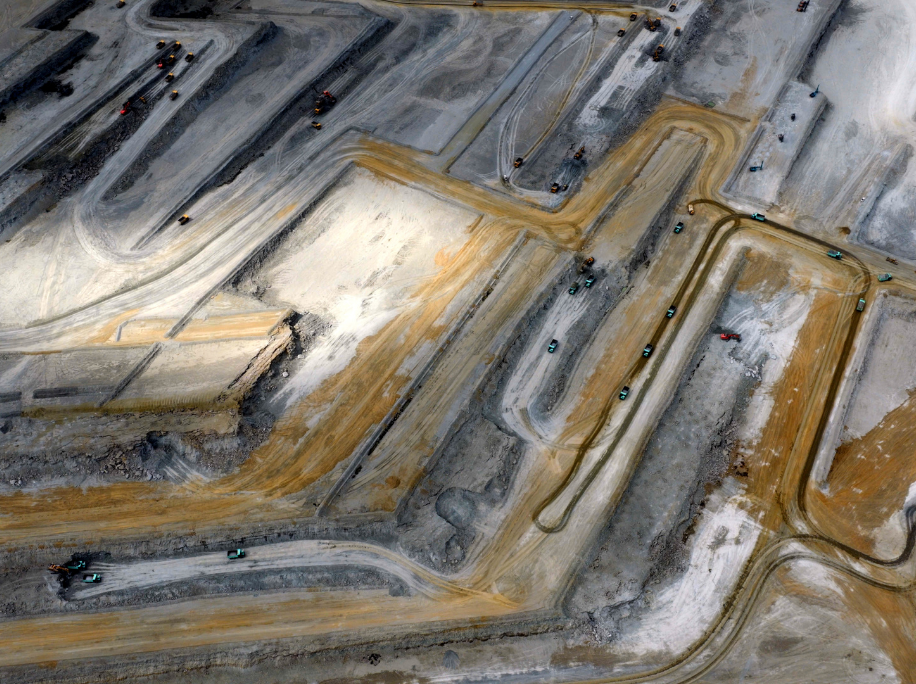 Autonomous Vehicles in Extreme Conditions.png